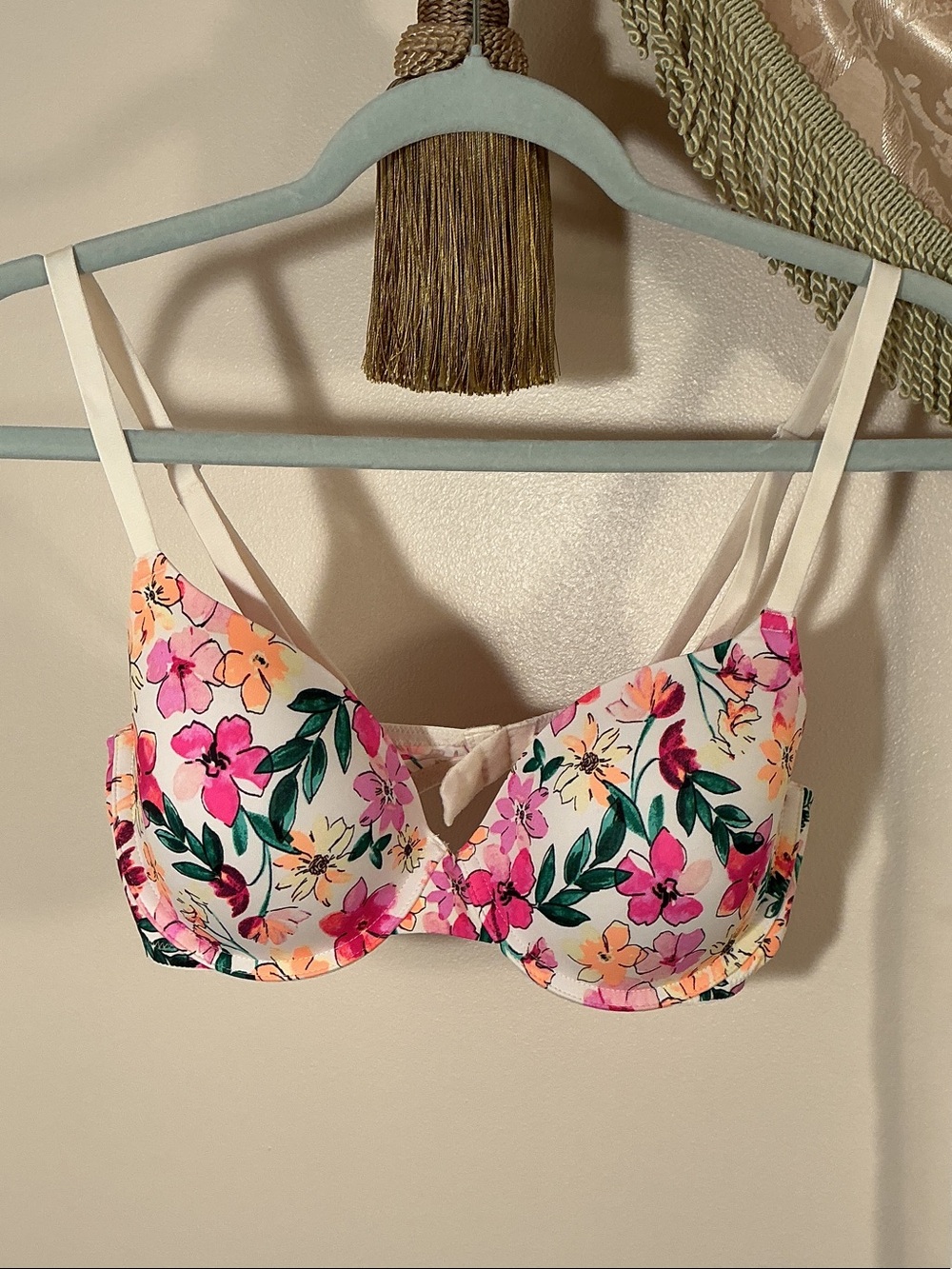 PINK Victoria's Secret Floral Underwire T-Shirt Bra White & Pink & Green Sz 36C
